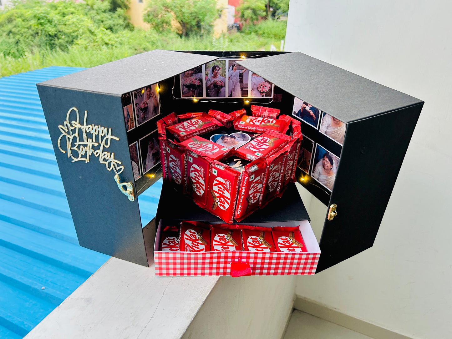 Surprise Box With KitKat Bouquet